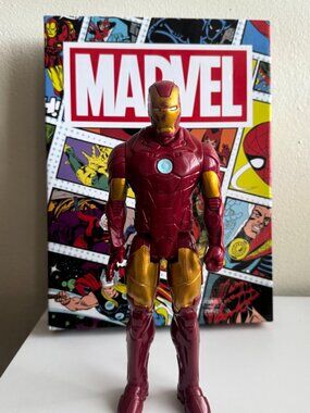 Marvel Iron Man Figure + Comic Print Gift Box Bundle Decor Storage